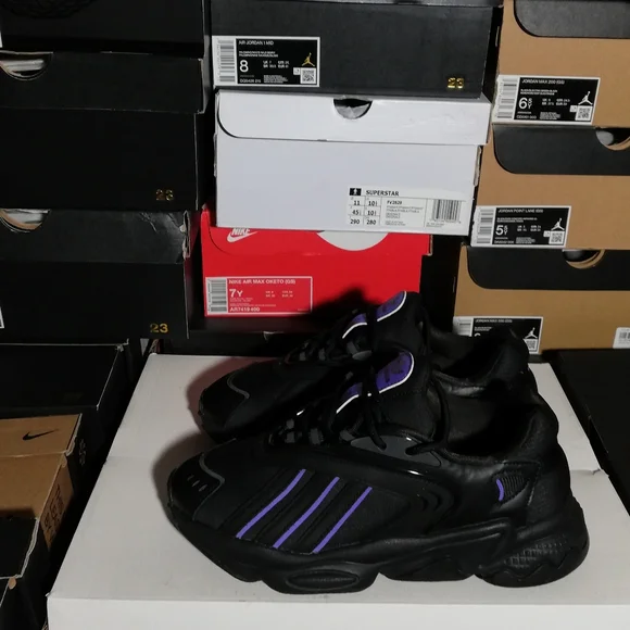 ADIDAS OZTRAL DEEPBLACK/PURPLE WOMEN'S US SIZE 6 BRAND NEW BUT NO BOX - Picture 7 of 12